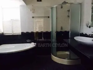 Udahamulla Nugegoda, 2 Storey Unfurnished House for Sale (NZMS3046)