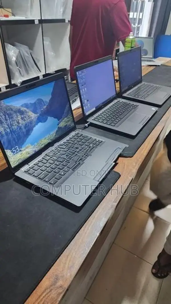 i7 8th GEN Dell Latitude E5400 8GB RAM 256GB NVMe 2GB VGA Laptop