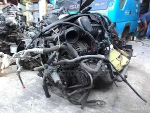BMW 320i Engine