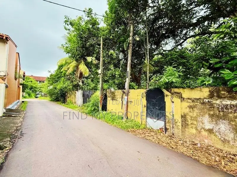 Land for Sale in Nawala