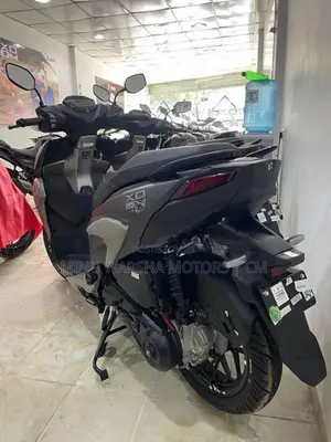 Hero XOOM 125R 2025