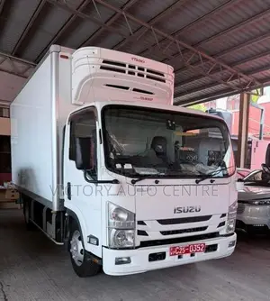 Isuzu Elf NPR85 14.5ft Freezer 2017