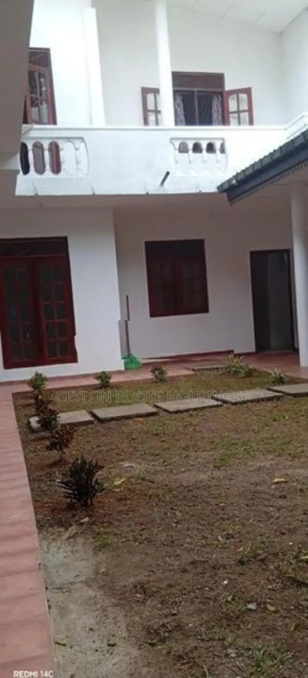 A Beautifully Built 2 Storey House is for sale in Vidyala Johnson