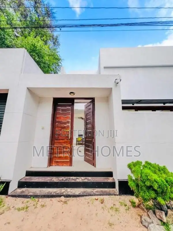 box modern luxury solid house sale in negombo kimbulapitiya