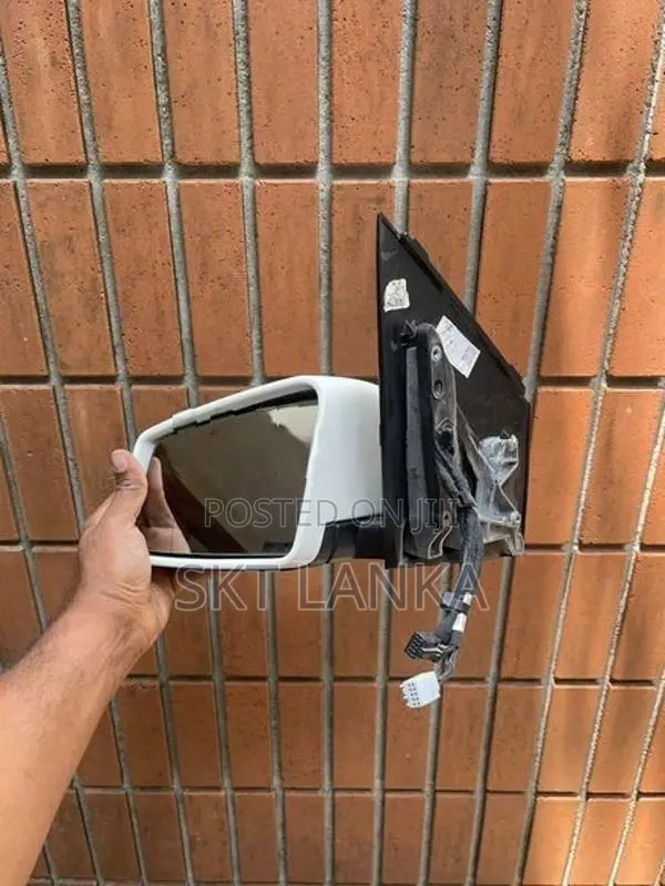 Genuine Mercedes Benz B Class B250e 2017 Passenger Side Mirror White