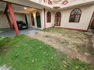 Battarmulla 2 Storey Large Unfurnished House for Rent (MG1239)