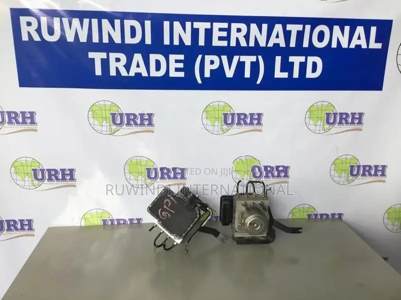 HONDA FIT GP1 ABS UNIT