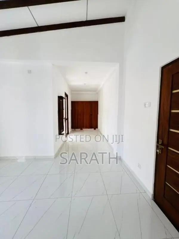 මාලබේ නගරයෙන් වටිනා නිවසක් විකිණීමට ඇත.