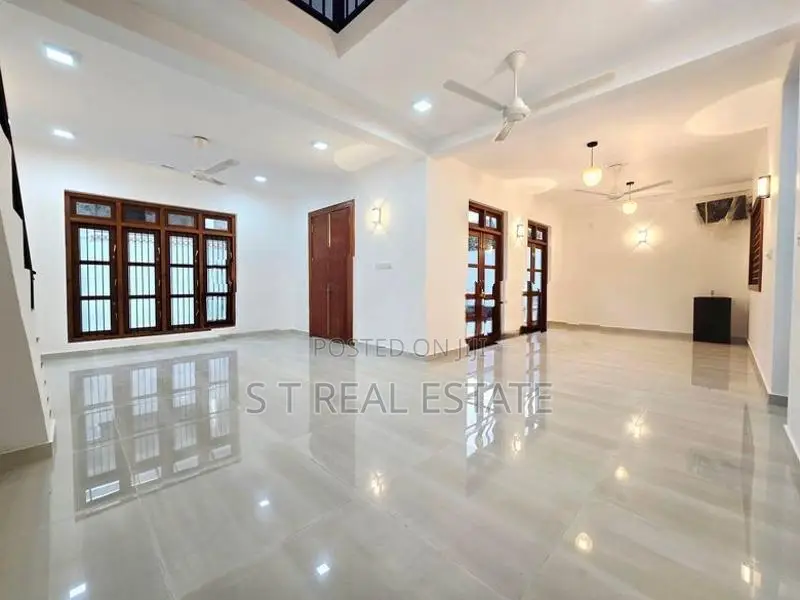 Newly Build Luxury Three Storey House for Sale in Boralesgamuwa