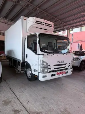 Isuzu Elf NPR85 14.5ft Freezer 2017