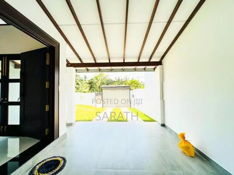 අතුරුගිරිය නගරයෙන් නිවසක් විකිණීමට