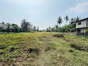 (AF562) 131 P LAND AT Panadura