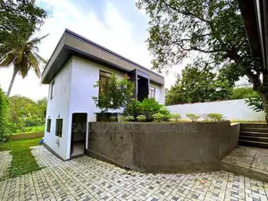 Brand New Architect-Designed House Piliyandala Dampe road