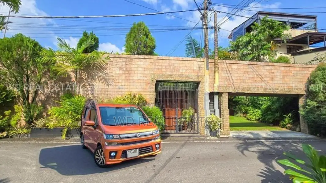 Nugegoda Wijerama 21 Perch 7000sqft Luxury House For Sale