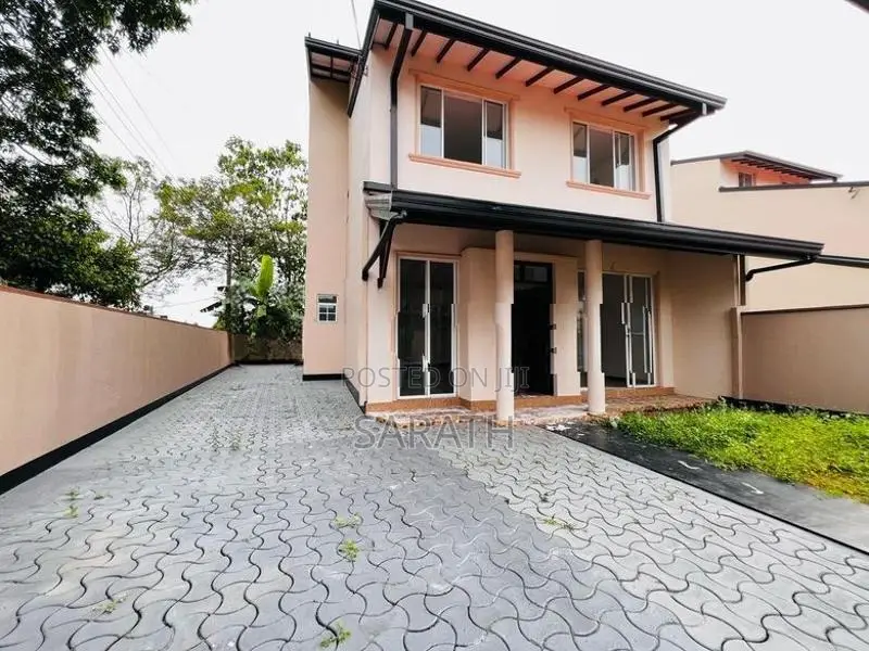 Luxury House Sale Talawatugoda
