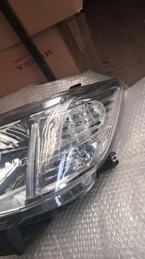Hilux Champ Head Lamp