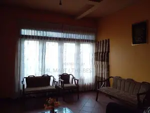 Kaduwela : 4BR (29.5P) House for Sale facing 143 Bus Rute