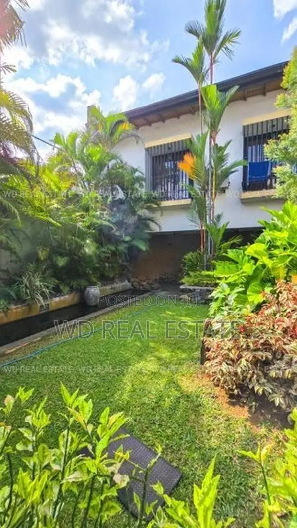 Nugegoda Wijerama 21 Perch 7000sqft Luxury House For Sale