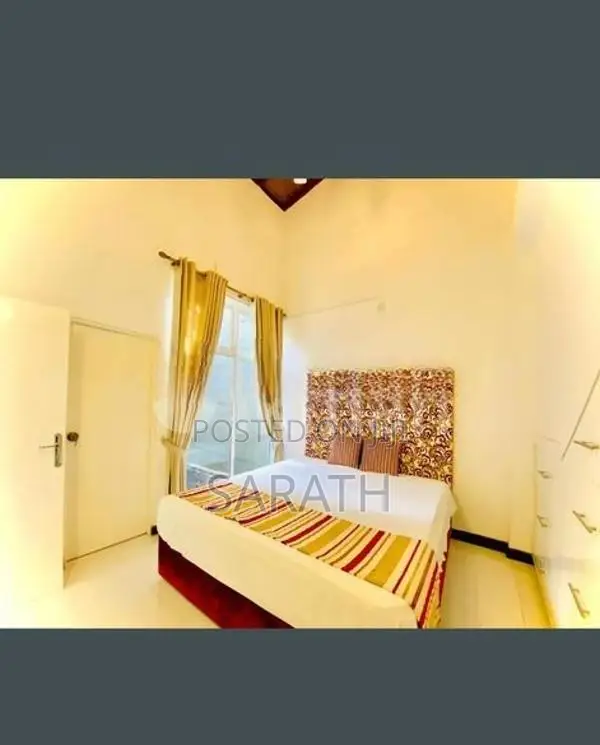 ගෘහ භාණ්ඩ සමග වටිනා නිවසක් මාලබෙන්