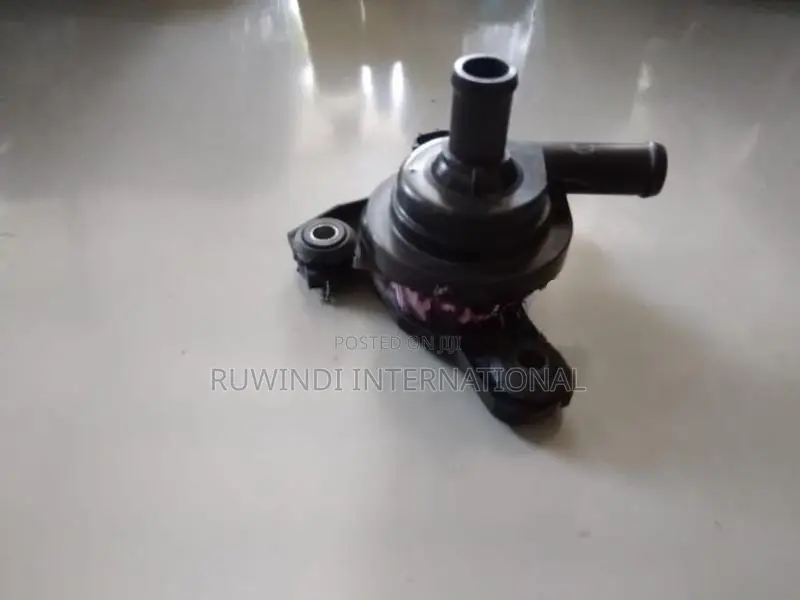 Toyota Prius W20 Inverter Pump