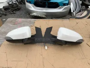 Toyota Aqua Side Mirror (complete)