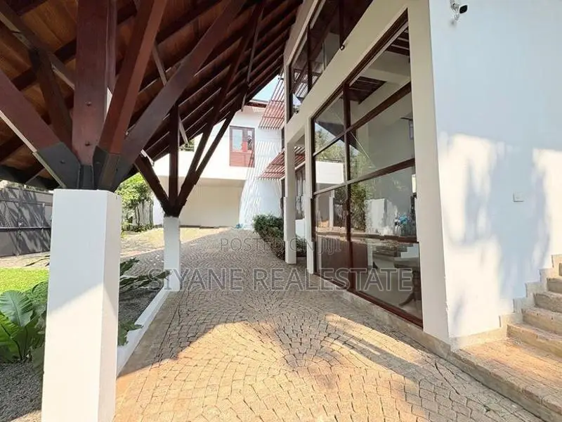 Brand New House for Sale in Battaramulla