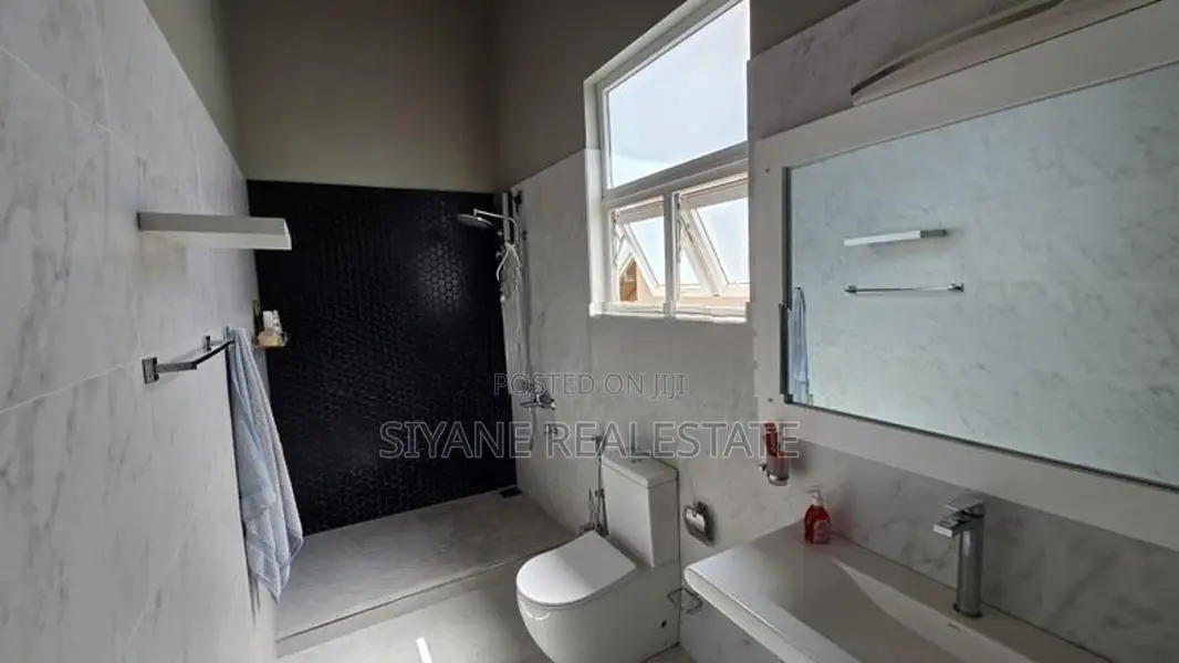 Brand New House for Sale in Thalawathugoda