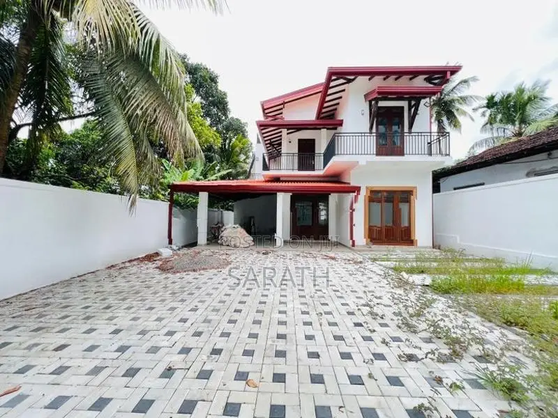 Brand New Luxury House Sale Athurugiriya