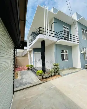 Modern House for Sale in Kawdana Broadway Dehiwala