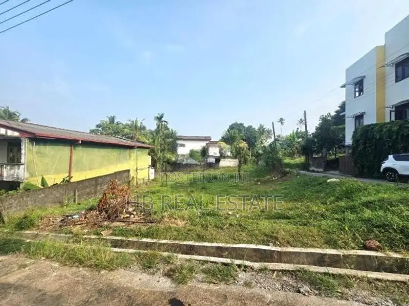 10.85 Perches Residential Bare Land For Sale Delgahawatta