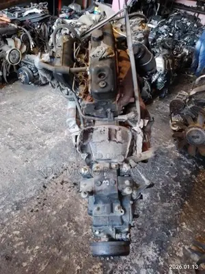 Isuzu 4JG2 Engine