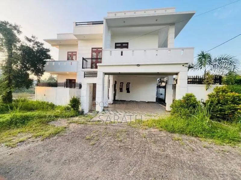 Brand New House for Sale Athurugiriya