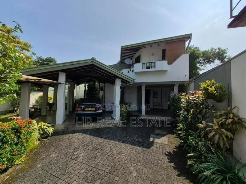 Almost Brand New Two Storey House for Sale Battaramulla