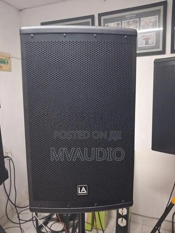 Powered Speaker