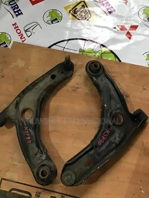Toyota Vitz Kasp90 Lower Arm Lh/rh