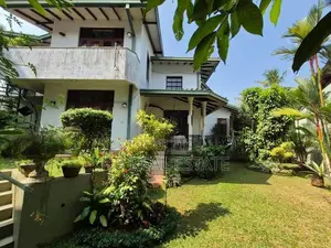 Almost Brand New Two Storey House for Sale Battaramulla