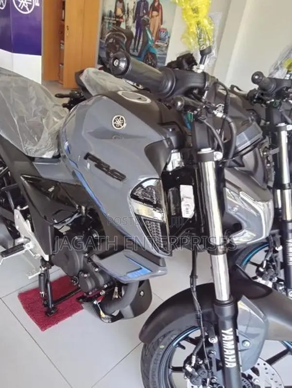 Yamaha FZ FI 2025