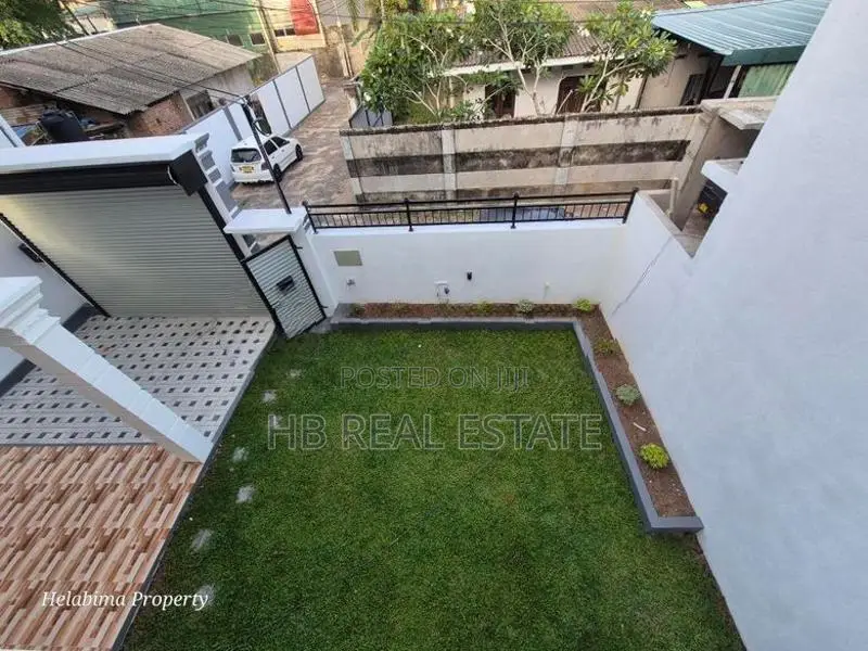 Newly Build Three Storey House for Sale Devananda