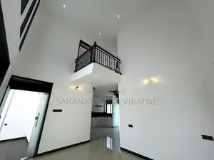 Brand-New House in Blue Mountain Scheme 1 Km to Kandy Rd Yakkala