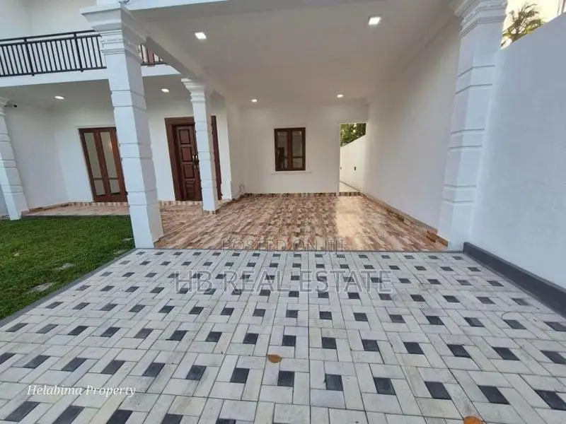 Newly Build Three Storey House for Sale Devananda