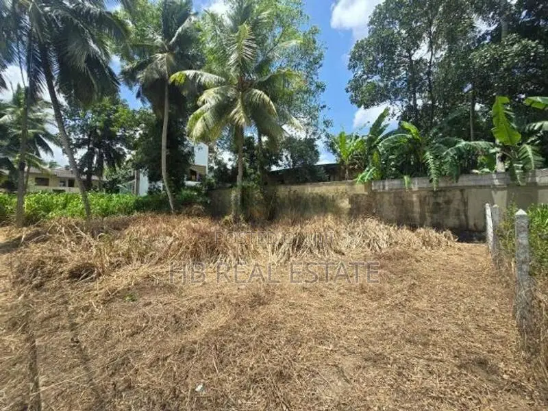 Polwatta 8.1 Perches Residential Bare Land For Sale