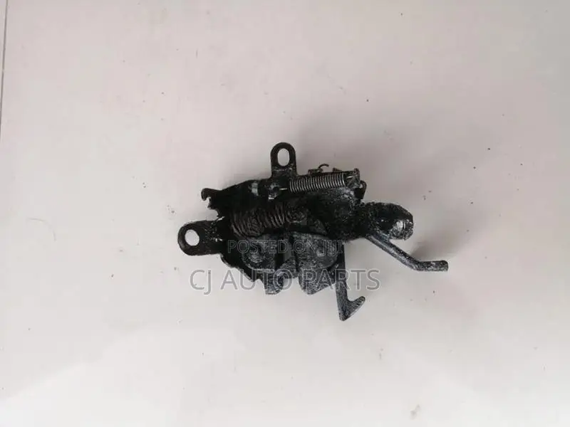 Toyota Corolla 110 Bonnet Lock