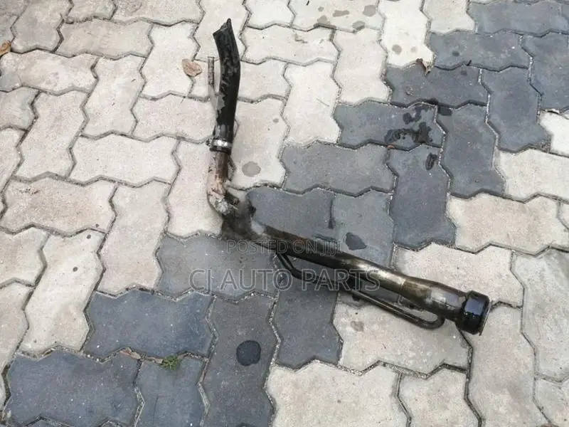 Toyota Corolla 110 Fuel Tank Horse