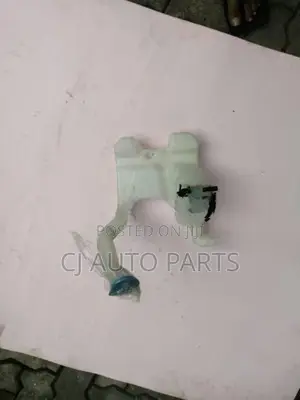 Honda Insight ZE2 Wiper Washer Tank