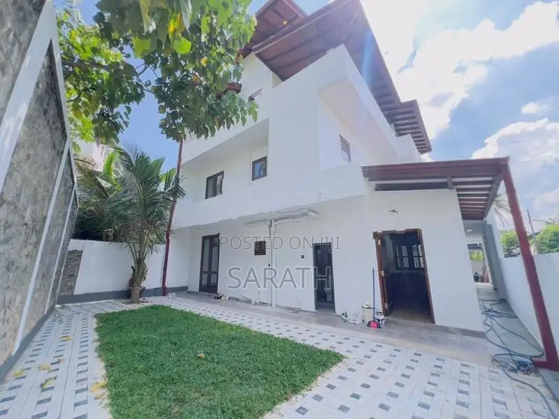 All Facility With Brand New House Sale Battaramulla