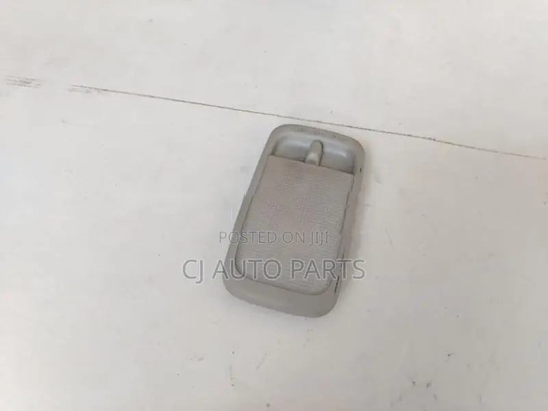 Toyota Vitz SCP10 Hood Light