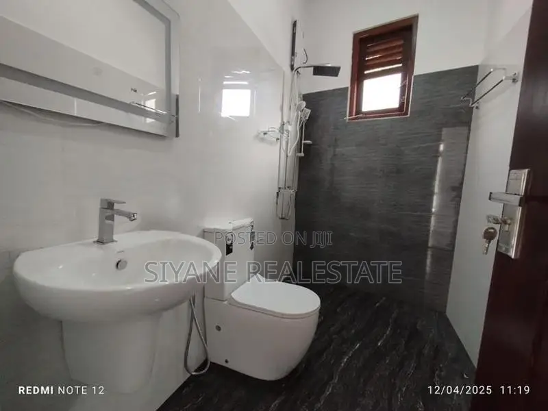 Super House for Sale in Athurugiriya