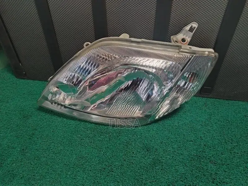 Toyota Corolla 121 Headlight