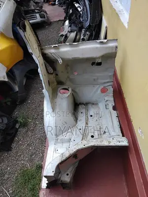 Suzuki Every Da17 Front Left Door Post