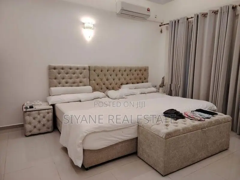 Modern House for Sale in Thalawathugoda